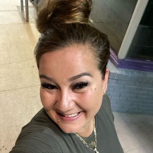 Meet your Posher, Bobbie-jo